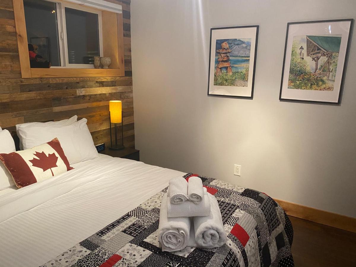 Journey'S End - 2 Bed 1 Bath Suite Golden Ngoại thất bức ảnh
